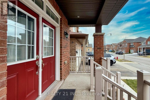 54 Tysonville Circle, Brampton, ON L7A4B1 Photo 2