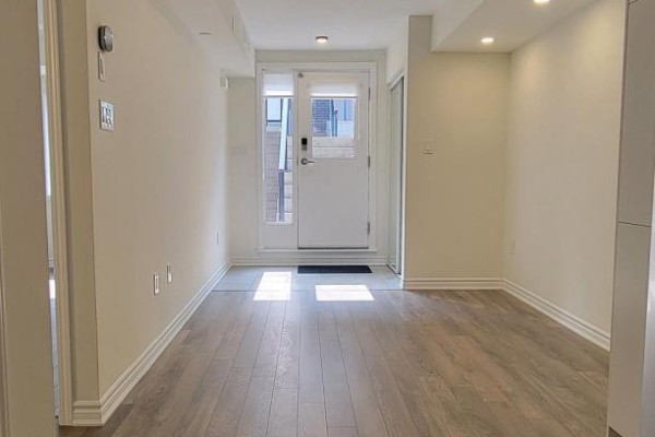 540 - 2791 Eglinton Avenue E, Toronto, ON M1J0B3 Photo 4