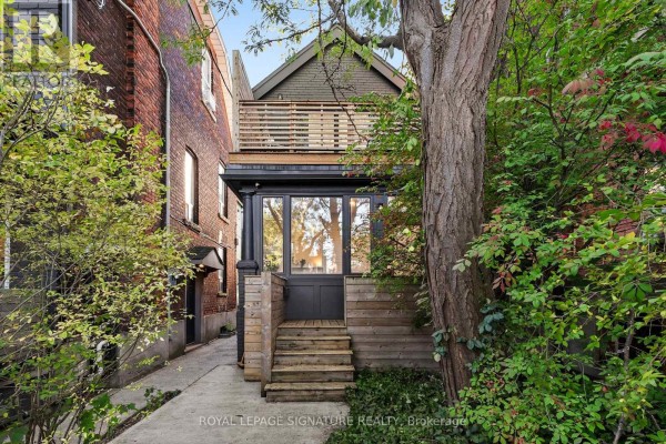 540 Crawford Street, Toronto