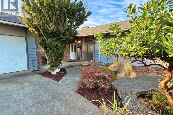 Ensuite - 5400 Entwhistle Dr, Nanaimo, BC V9V1H2 Photo 2