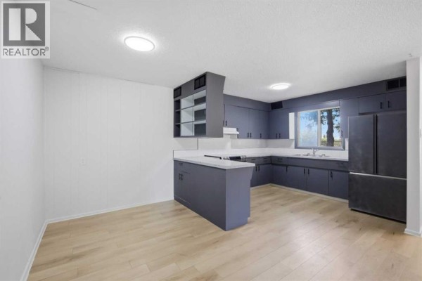 5401 50 Street, Ponoka, AB T4J1H3 Photo 5