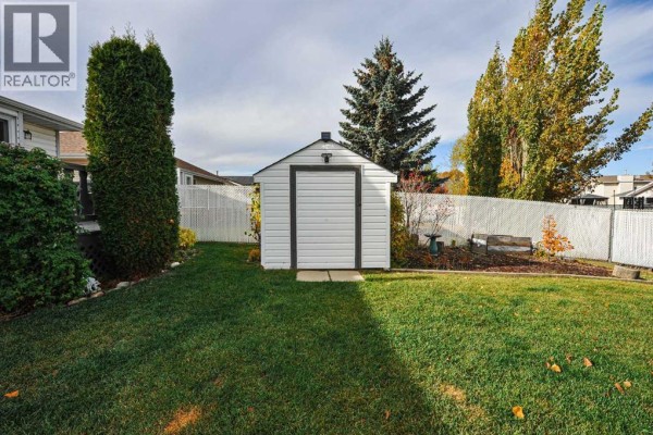 Bedroom - 5401 65 Street, Camrose, AB T4V4L8 Photo 5