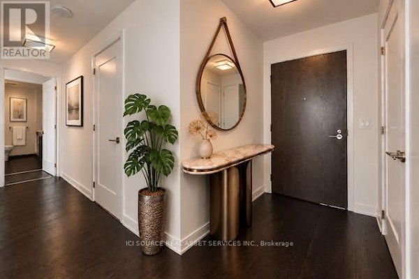 Living room - 5402 - 88 Scott Street, Toronto, ON M5E0A9 Photo 4