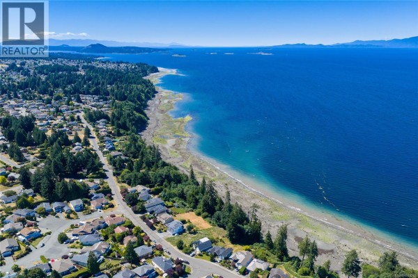 5402 Bayshore Dr, Nanaimo, BC V9V1G8 Photo 5
