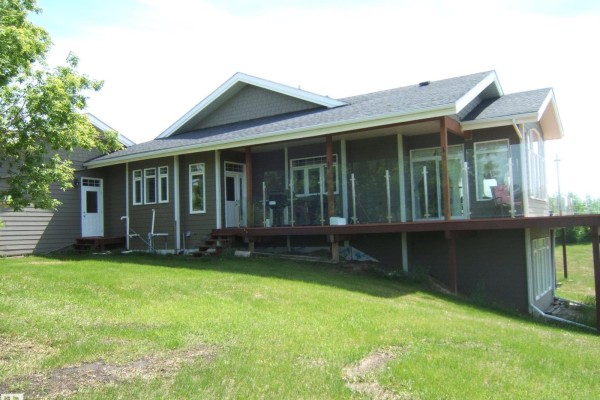 Family room - 54028 Rng Rd 142, Rural Minburn County, AB T9C1R9 Photo 4