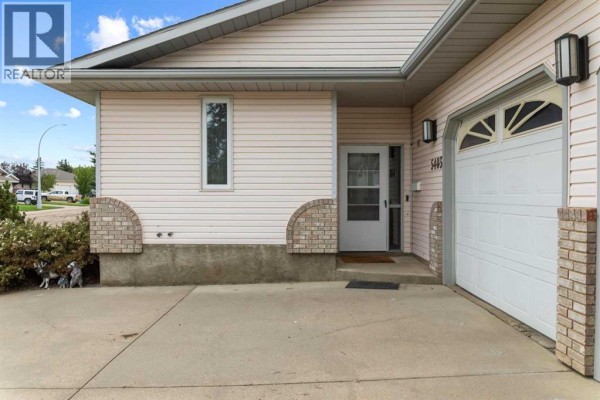Bedroom - 5403 64 Street, Camrose, AB T4V4L7 Photo 3