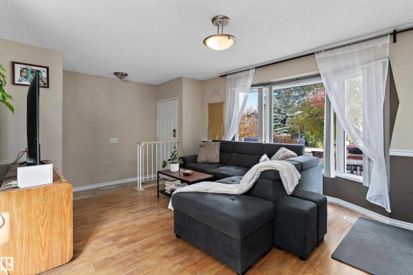 Bedroom 2 - 5406 55 St, Beaumont, AB T4X1A4 Photo 5
