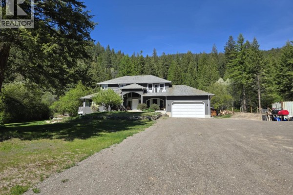 5407 Allendale Crescent, Castlegar, BC, photo 3