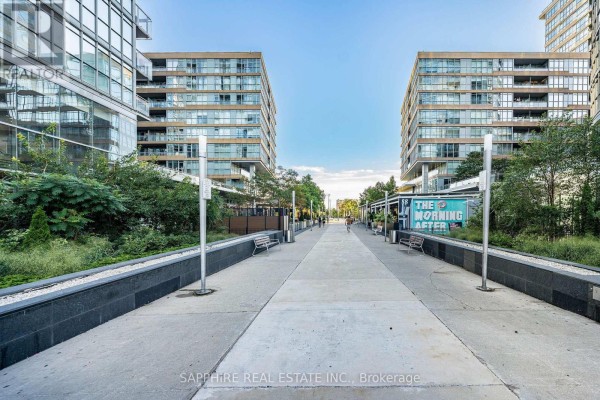 Primary Bedroom - 541 - 15 Iceboat Terrace, Toronto, ON M5V4A5 Photo 4