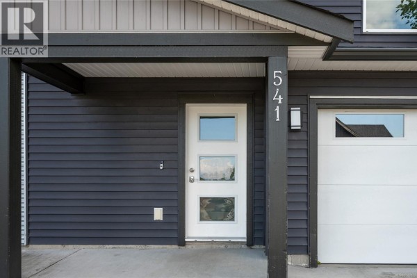 541 Marisa St, Nanaimo, BC, photo 2