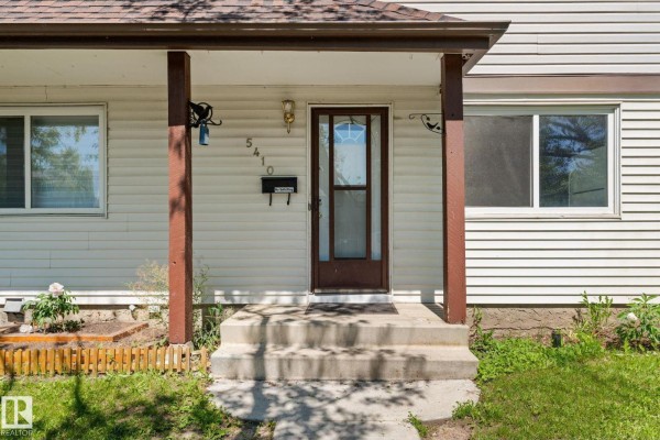 Primary Bedroom - 5410 146 Av Nw, Edmonton, AB T5A4L6 Photo 4