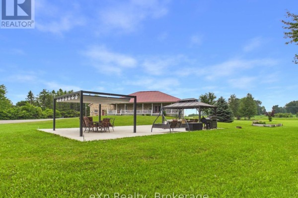 Family room - 541009 Concession Ndr 14 Road, West Grey, ON N0G1L0 Photo 2