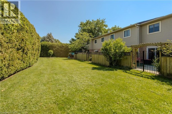 3pc Bathroom - 5411 Lakeshore Road Unit# 9, Burlington, ON L7L1E1 Photo 4