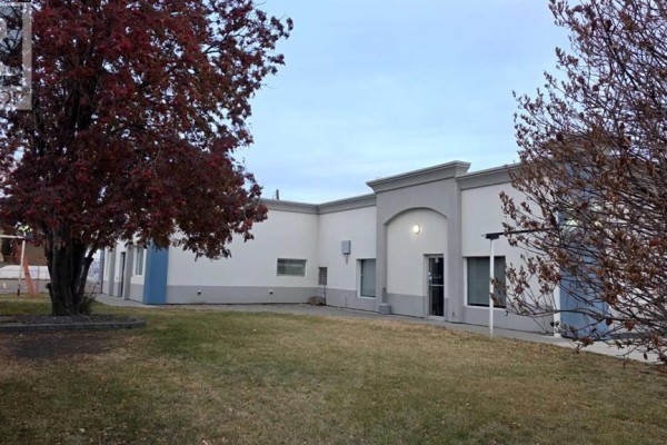 5414 43 Street, Red Deer, AB, photo 2