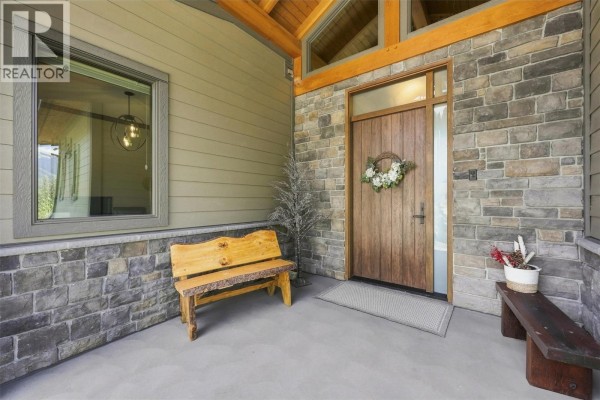 Primary Bedroom - 5419 Lookout Ridge Place, Sun Peaks, BC V0E5N0 Photo 5