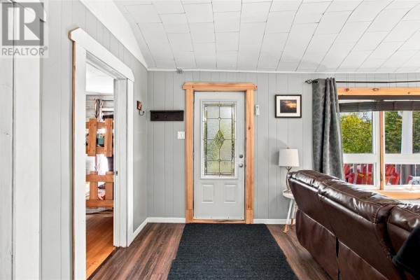 Living room - 542 Beachycove Road, Tors Cove, NL A0A4A0 Photo 5
