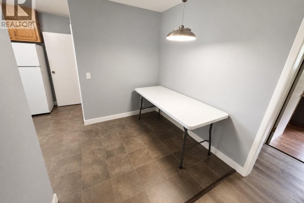 Bedroom - 542 Elizabeth Street, Weyburn, SK S4H1S4 Photo 5