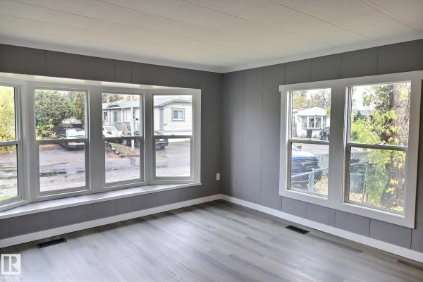 Primary Bedroom - 542 Evergreen Pa Nw, Edmonton, AB T5Y4M2 Photo 4