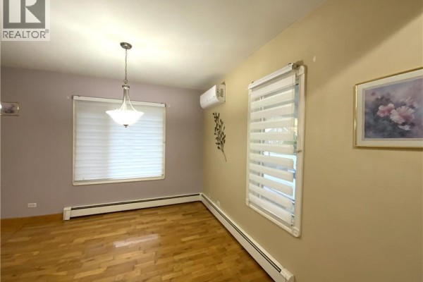 2pc Bathroom - 542 Saint-françois Street, Edmundston, NB E3V1G8 Photo 5