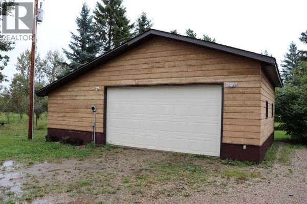 Bedroom - 54227 Range Road 150, Rural Yellowhead County, AB T7E3W5 Photo 5
