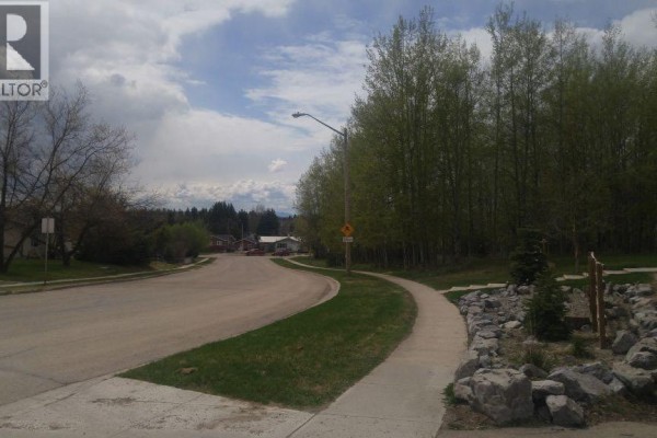 5424 51 Avenue, Rocky Mountain House, AB, photo 2