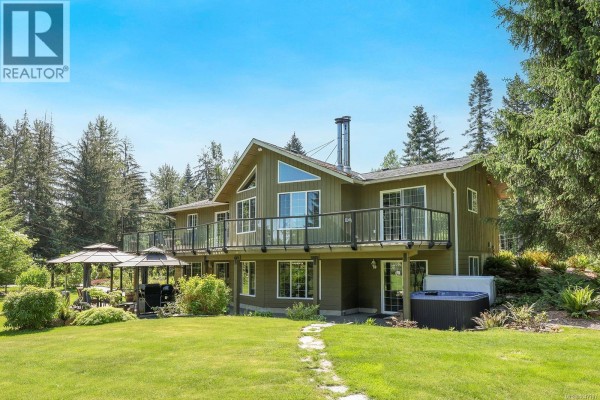 5427 Wildwood Rd, Courtenay, BC, photo 2