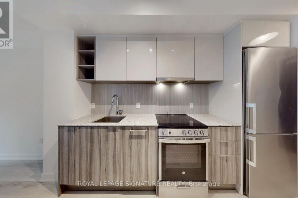543 - 31 Tippett Road, Toronto, ON M3H0C8 Photo 4