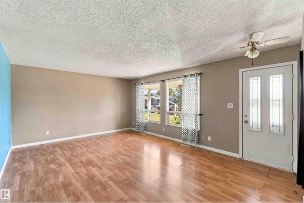 Dining room - 5436 51 St, Gibbons, AB T0A1N0 Photo 2