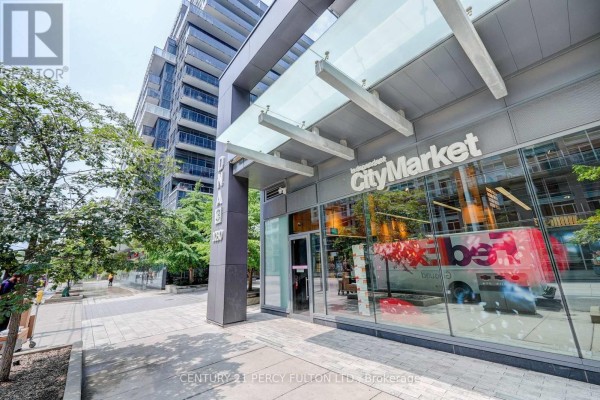 Primary Bedroom - 544 - 1030 King Street W, Toronto, ON M6K0B4 Photo 4