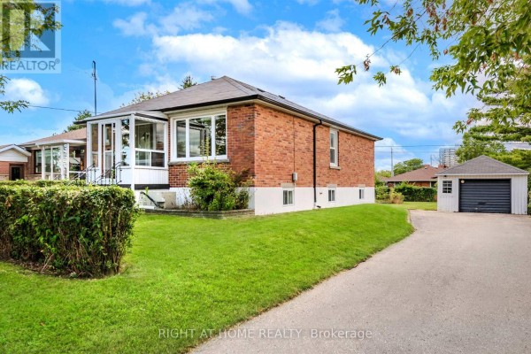 Kitchen - 544 Brimley Road, Toronto, ON M1J1A8 Photo 2