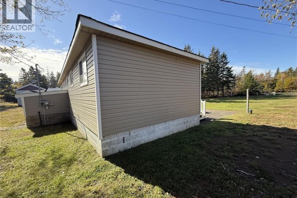 544 Chemin Du Parc, Val Comeau, NB E1X1H1 Photo 4