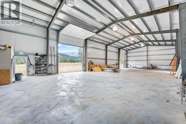 5440 Mcdougald Road, Peachland, BC V0H1X8 Photo 3
