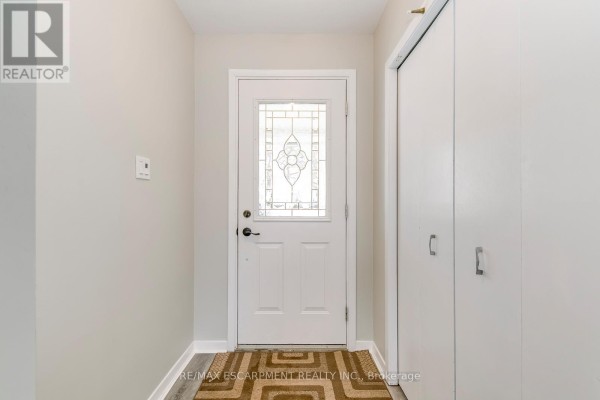 4pc Bathroom - 5440 Windermere Drive, Burlington, ON L7L3M5 Photo 4