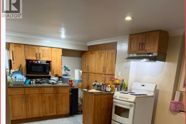 5441 Dundee Street, Vancouver, BC V5R3T8 Photo 4