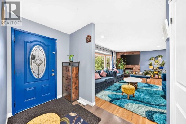 Bedroom - 5447 Rundleview Road Ne, Calgary, AB T1Y1J7 Photo 4