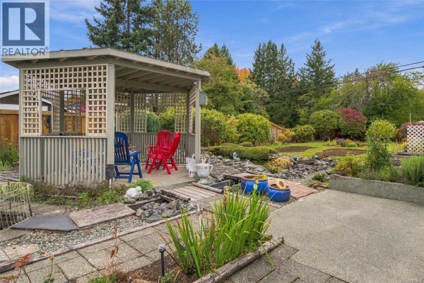 Primary Bedroom - 5449 Falls St, Port Alberni, BC V9Y7K5 Photo 3