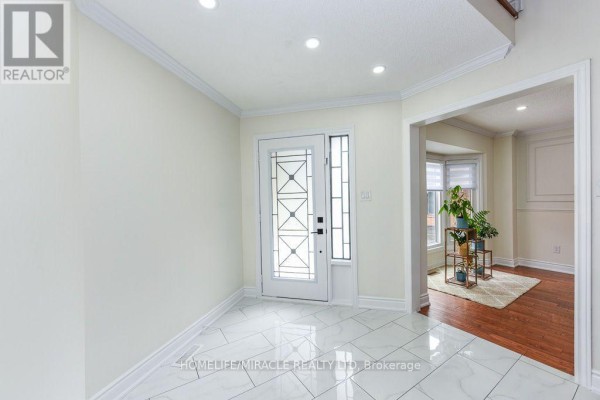 5449 Heritage Hills Boulevard, Mississauga, ON L5R2H4 Photo 5