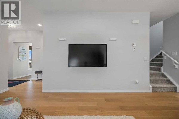 Living room - 545 Bridgeport Street, Chestermere, AB T1X3E1 Photo 5