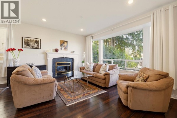 5454 Inverness Street, Vancouver, BC V5W3P1 Photo 2
