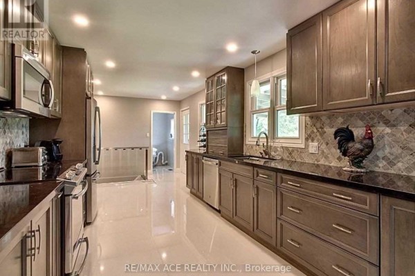 5455 Hoxton Street, Pickering, ON, photo 2