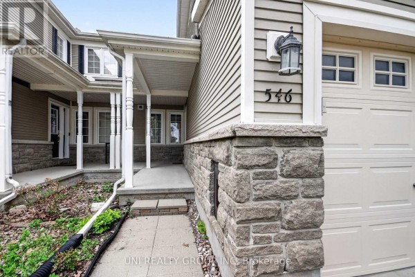 546 Ashbourne Crescent, Ottawa, ON, photo 2