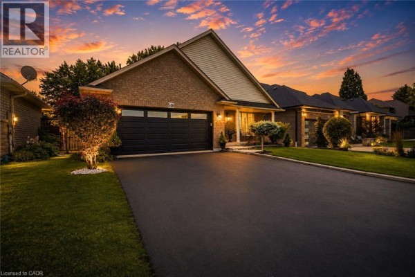 546 Jerseyville Road W, Hamilton, ON, photo 2