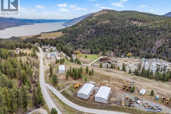 5460 Mcdougald Road, Peachland, BC, photo 3