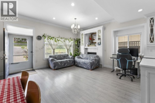 5461 Manor Street, Burnaby, BC V5G1B6 Photo 4