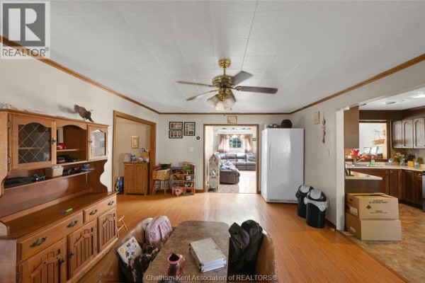 Kitchen - 5468 Queens Line, Tilbury, ON N0P2L0 Photo 4