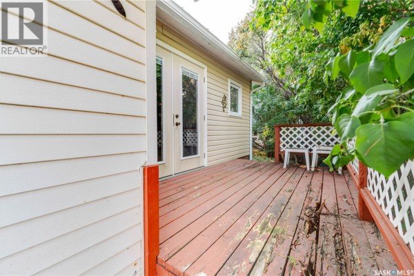 547 Douglas Drive, Buffalo Pound Lake, SK S6H3E6 Photo 5
