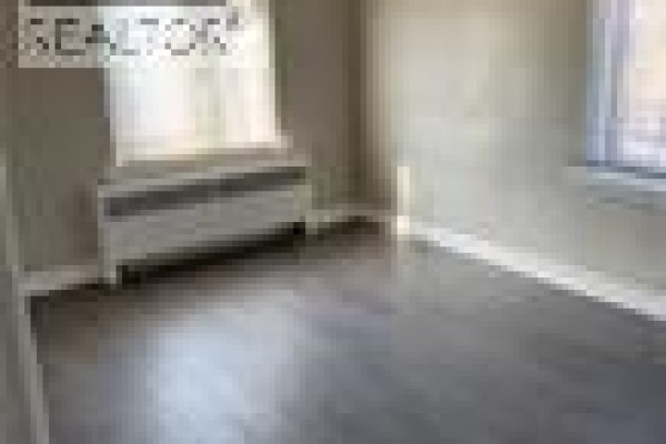 Living room - 5473 Ontario Avenue Unit# 5, Niagara Falls, ON L2E3S4 Photo 4