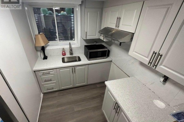 5473 Red Brush Drive, Mississauga, ON L4Z4A7 Photo 4