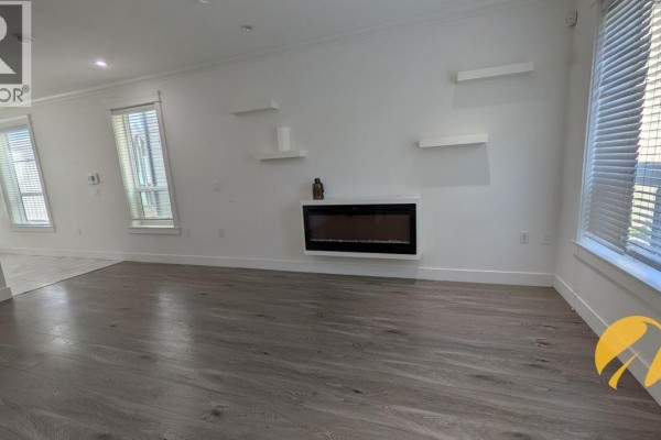 5477 Wales Street, Vancouver, BC V5R3M9 Photo 5