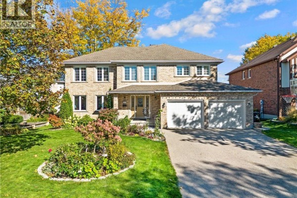 548 Sandbrooke Court, Waterloo